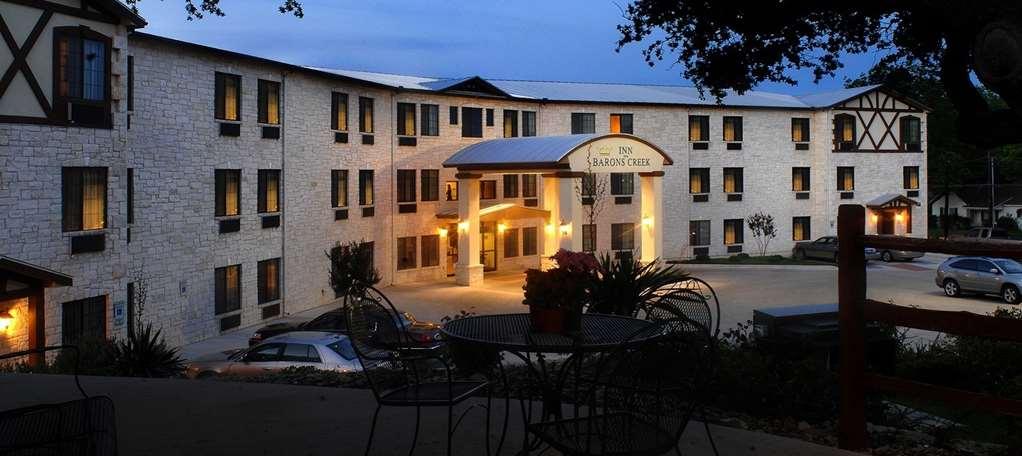 Inn On Barons Creek Fredericksburg Ngoại thất bức ảnh