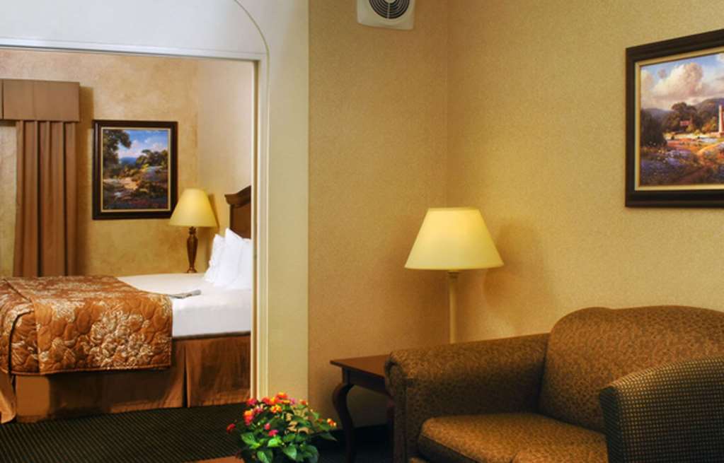 Inn On Barons Creek Fredericksburg Phòng bức ảnh