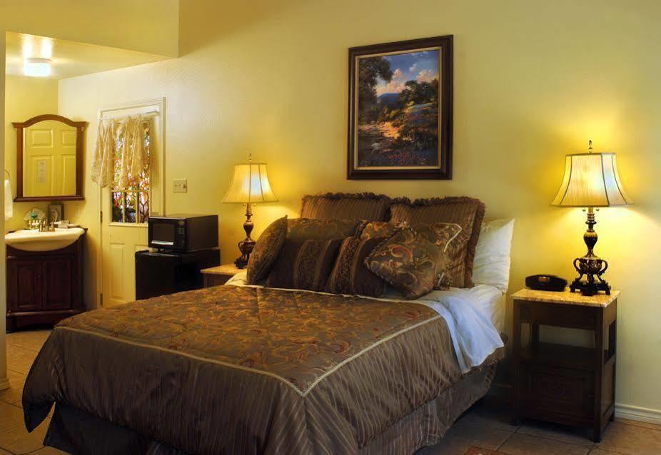 Inn On Barons Creek Fredericksburg Ngoại thất bức ảnh